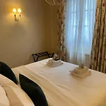 The Manor House בית כפרי *