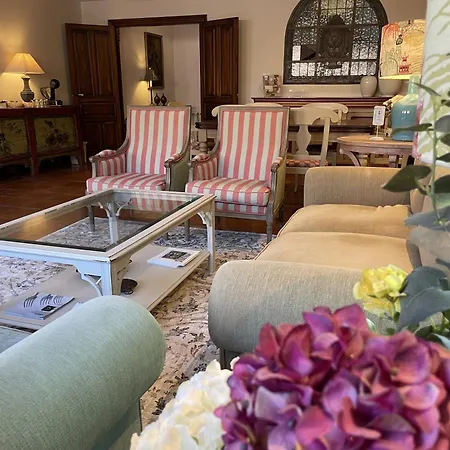The Manor House La Guardia