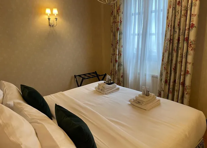 The Manor House Country house *